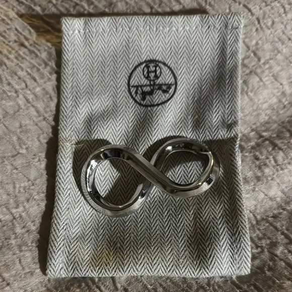 Hermes Huit scarf 90 ring - Picture 1 of 2